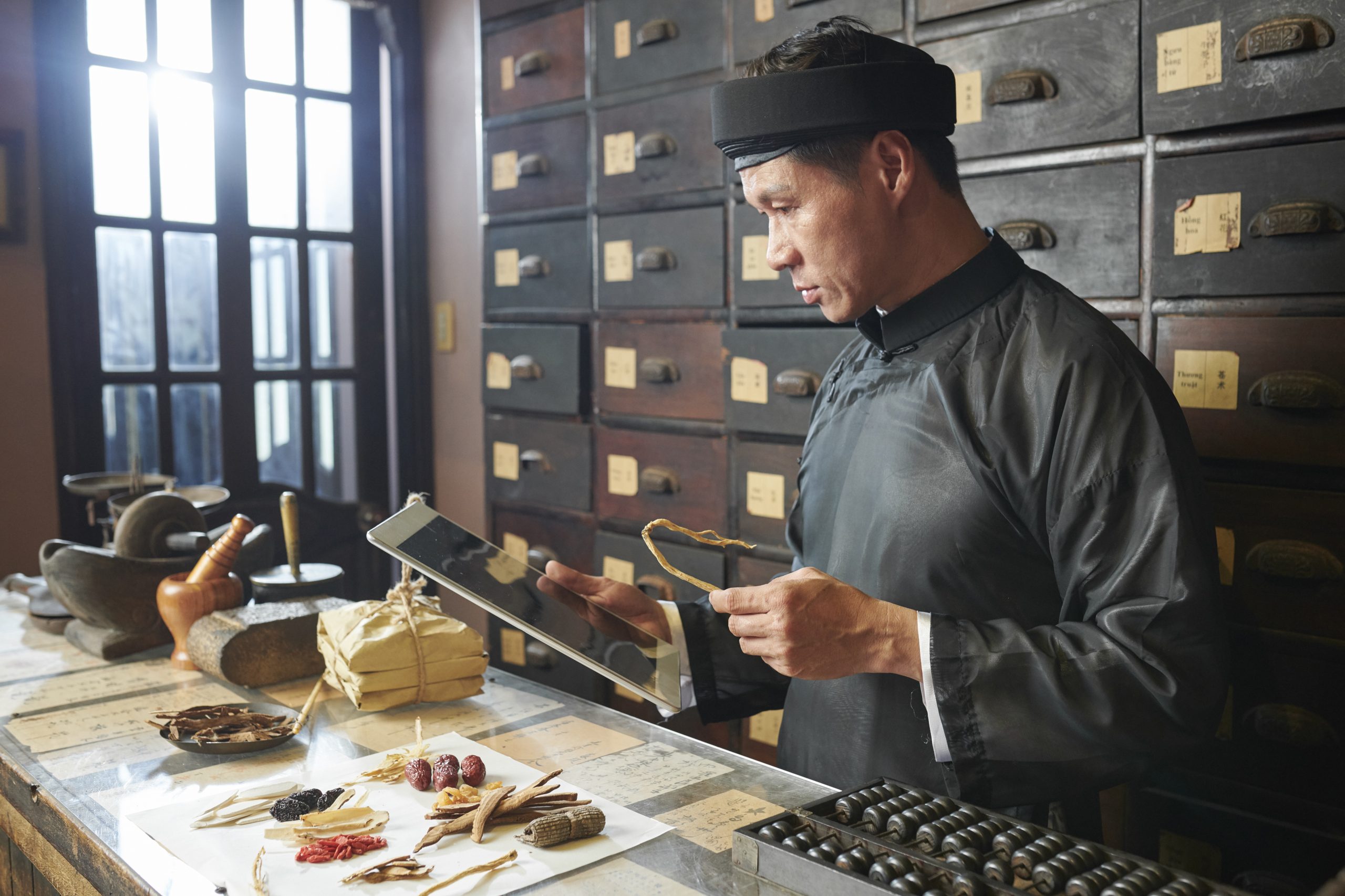 herbal medicine practitioner making traditional re 2026 01 07 07 08 19 utc
